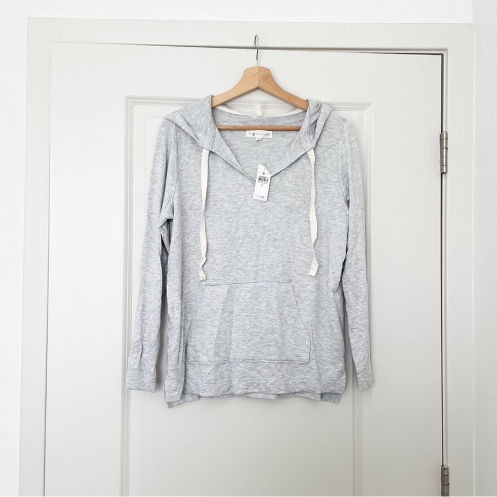 Lou & grey hooded long sleeve pullover
